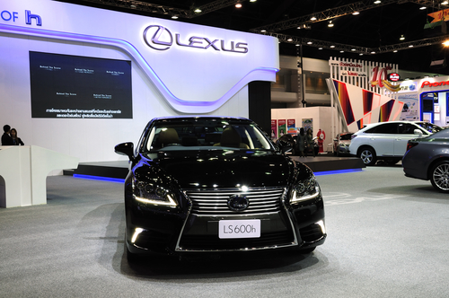Lexus LS 600h / LS 500h