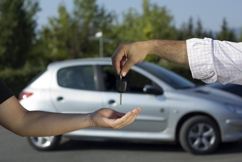 8 Tips on How to Buy a Used Car Without Getting Scammed