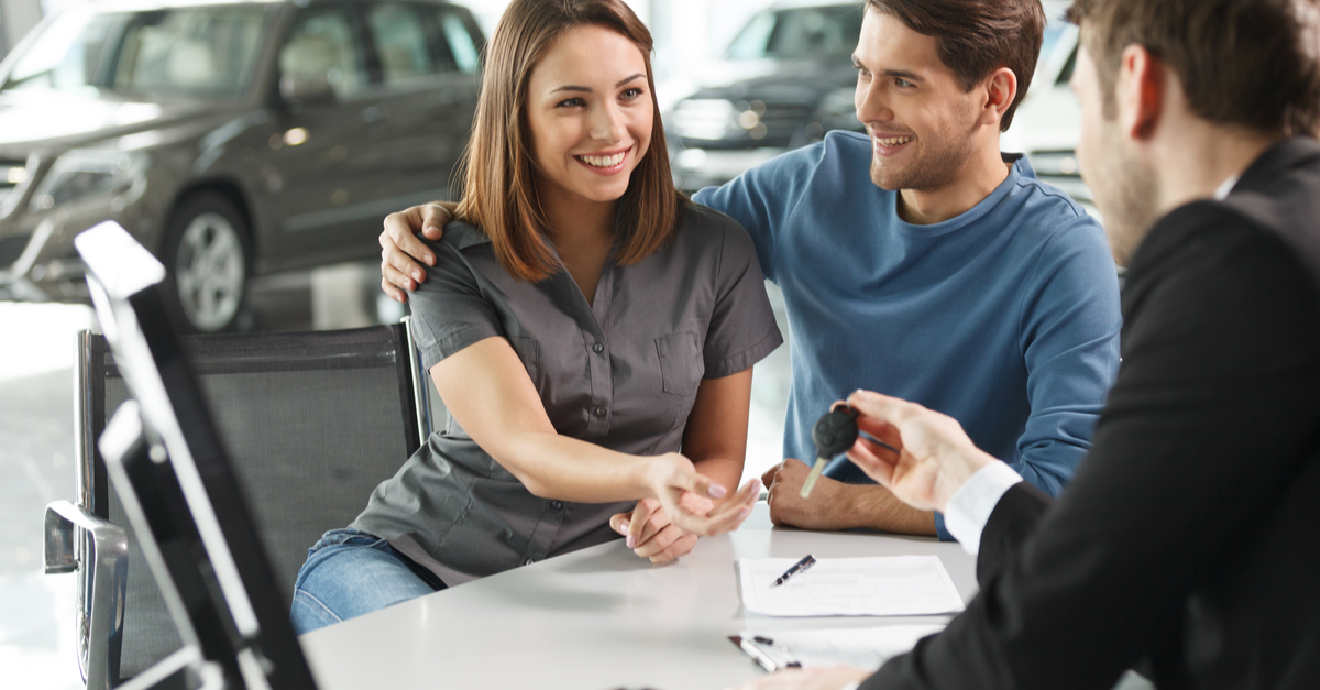 Car Buying Options: Comparing Private Sales, Dealerships & Auctions