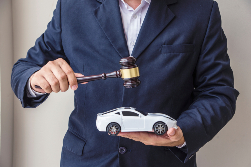 Things To Watch Out For When Buying A Car At An Auction