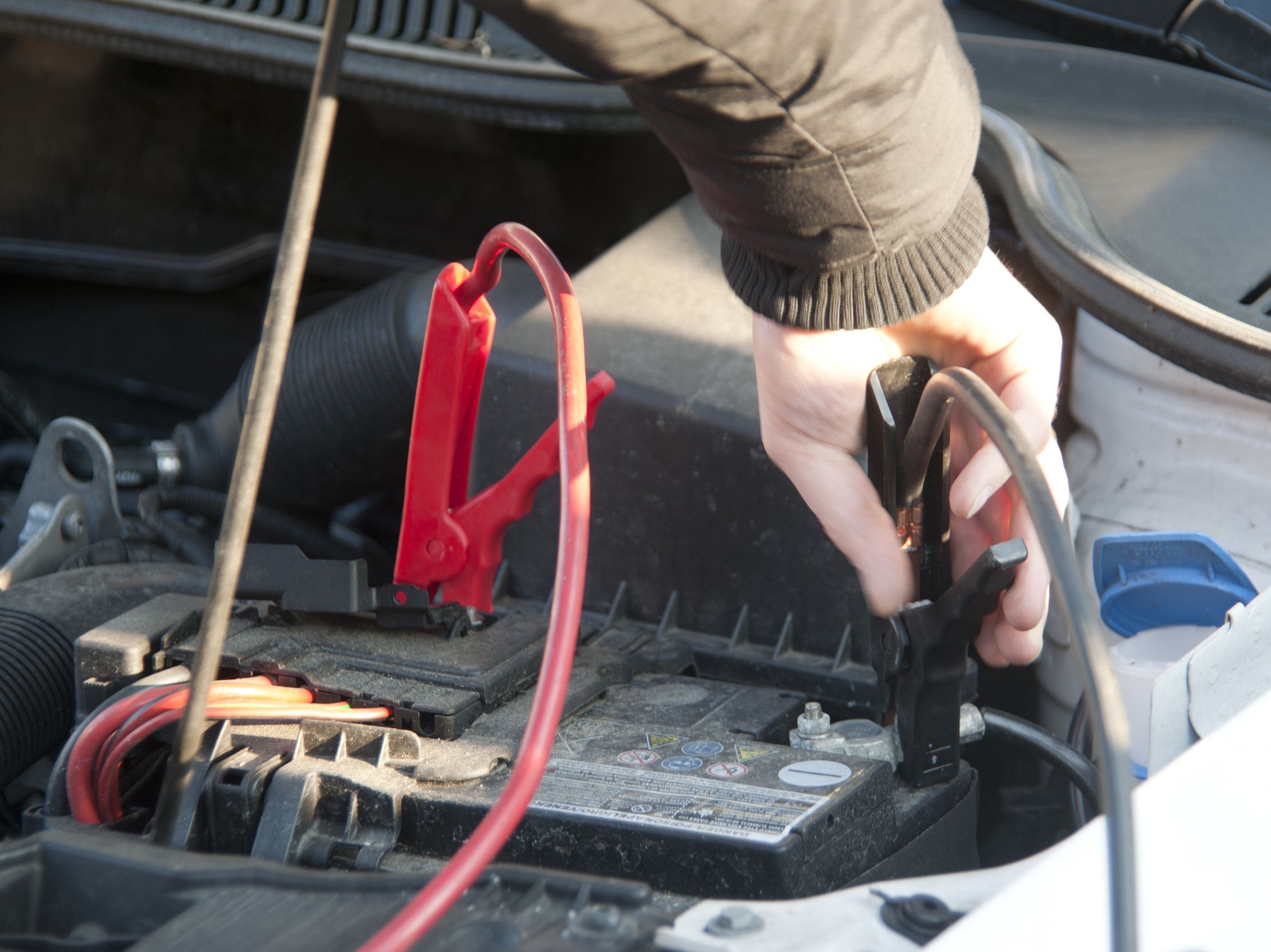 Can a Car Battery Charger Charge a Completely Dead Battery?