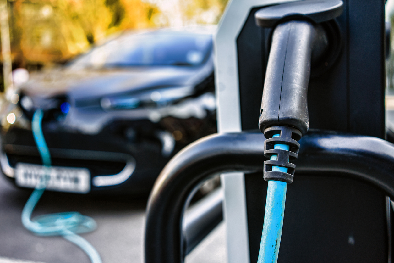 Is Now the Right Time to Switch to Electric Vehicles?