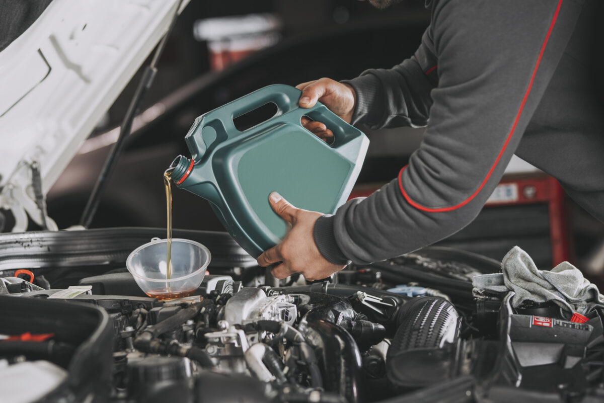 Can You Mix Engine Oils In Your Car?